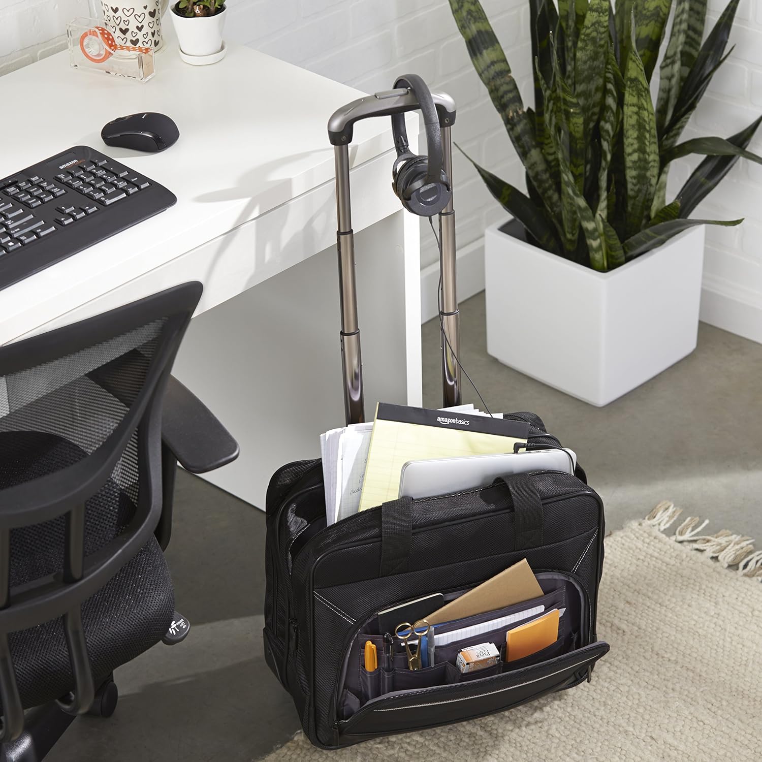 Rolling Laptop Business Cases - view 2